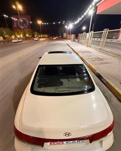 هيونداي أزيرا